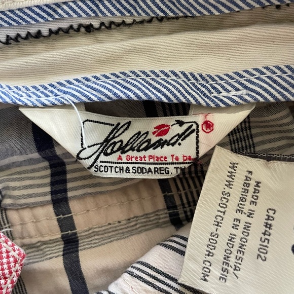 Scotch and Soda Cargo Shorts (Red and White) - Picture 11 of 16